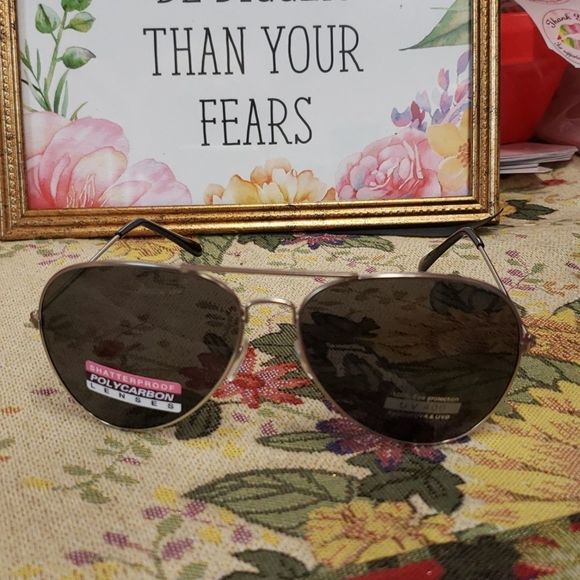 Retro Aviator Wire Frame Unisex Sunglasses in silvertone w black lenses … - Picture 2 of 5